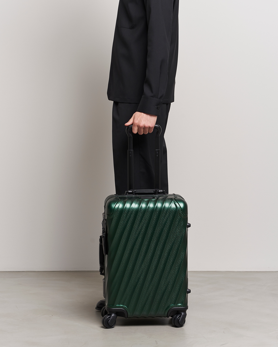 Men | Suitcases | TUMI | International Carry-on Aluminum Trolley Texture Green
