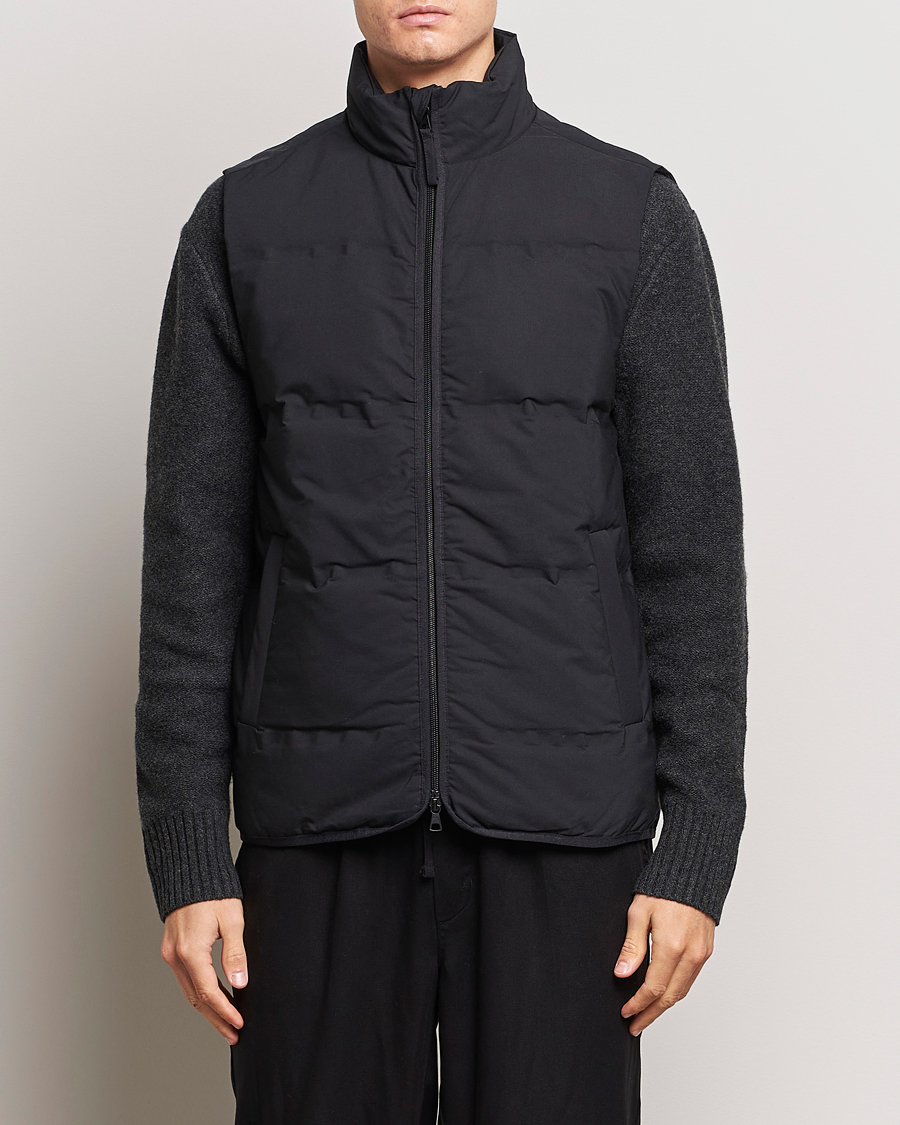 Herren | Zeitgemäße Jacken | A Day's March | Alford Puffer Vest Black