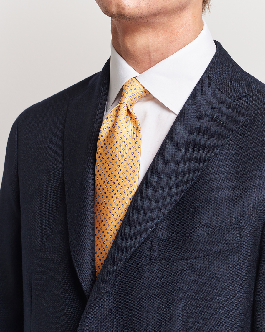 Herren | E. Marinella 3-Fold Printed Silk Tie Yellow | E. Marinella | 3-Fold Printed Silk Tie Yellow