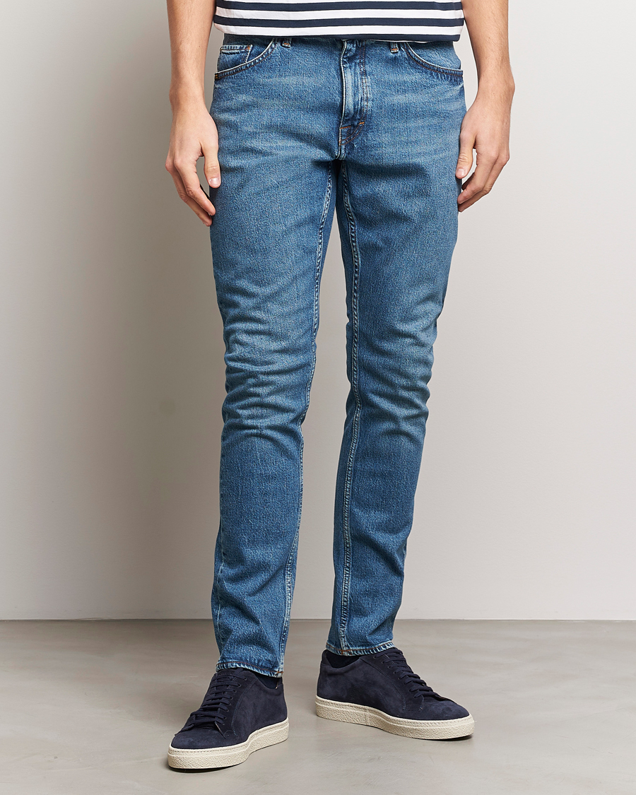 Herren | Tapered fit | Tiger of Sweden | Pistolero Stretch Cotton Jeans Midnight Blue