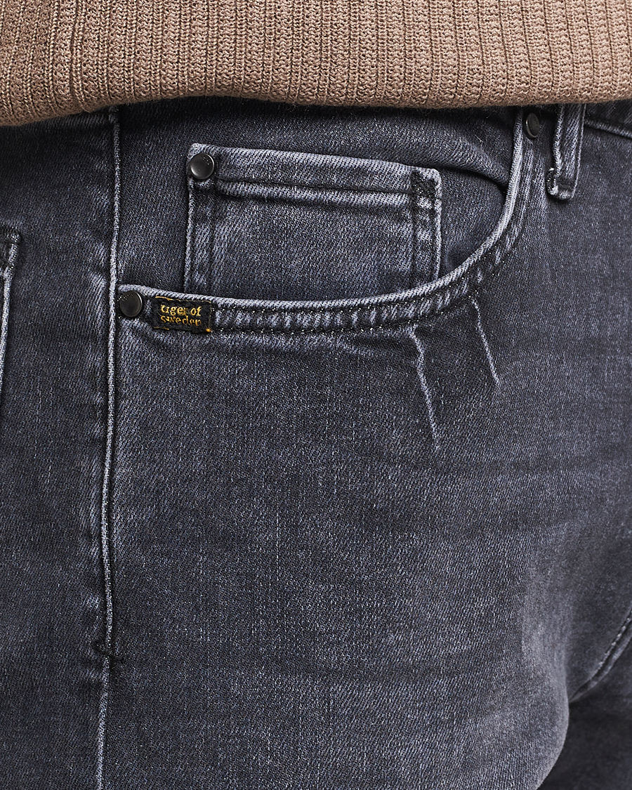 Herren | Jeans | Tiger of Sweden | Pistolero Stretch Cotton Jeans Washed Black
