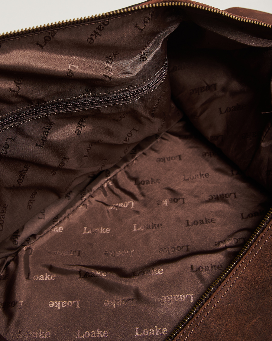 Herren | Loake 1880 Cornwall Brushed Suede Travel Bag Brown | Loake 1880 | Cornwall Brushed Suede Travel Bag Brown