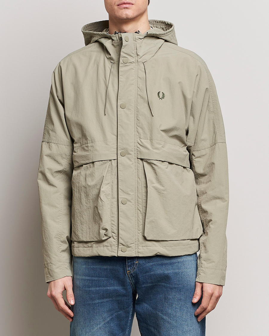 Herren | Jacken | Fred Perry | Cropped Ripstop Hooded Jacket Warm Grey