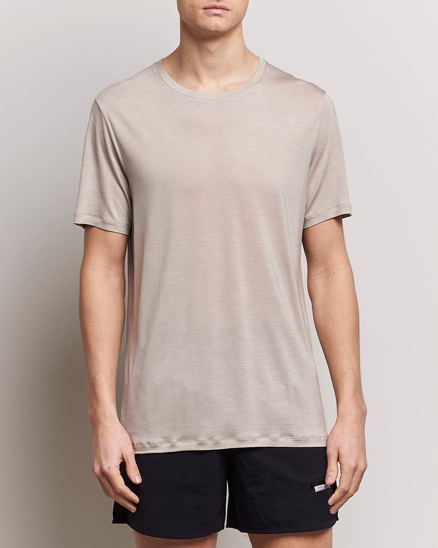 Men | T-Shirts | Houdini | Tree Tencel T-Shirt Sandstorm