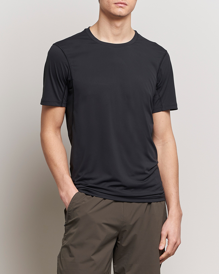 Herren | T-Shirts | Houdini | Pace Air Featherlight T-Shirt True Black