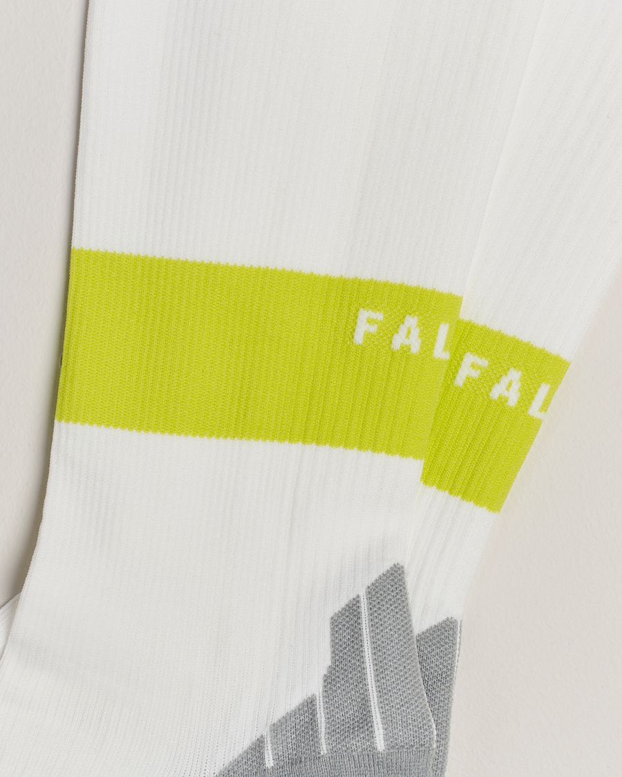Herren |  | Falke Sport | Falke RU Compression Running Socks White