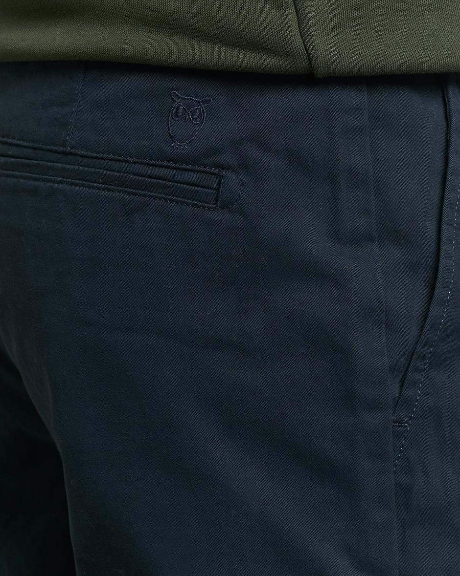 Herren | Hosen | KnowledgeCotton Apparel | Chuck Regular Cotton Twill Chino Total Eclipse