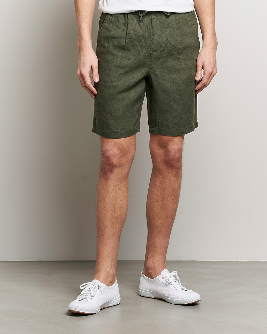 Herren | Shorts | KnowledgeCotton Apparel | Loose Linen Shorts Burned Olive