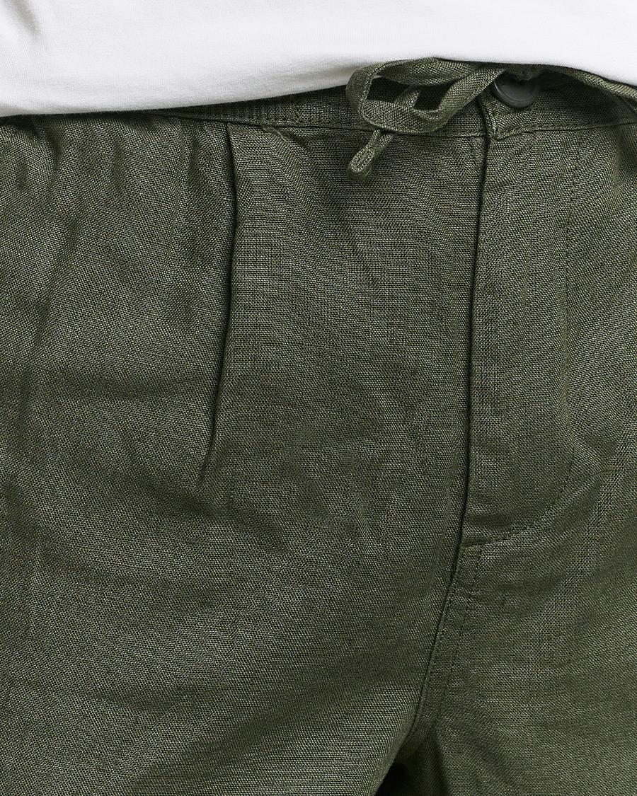 Herren | Shorts | KnowledgeCotton Apparel | Loose Linen Shorts Burnt Olive