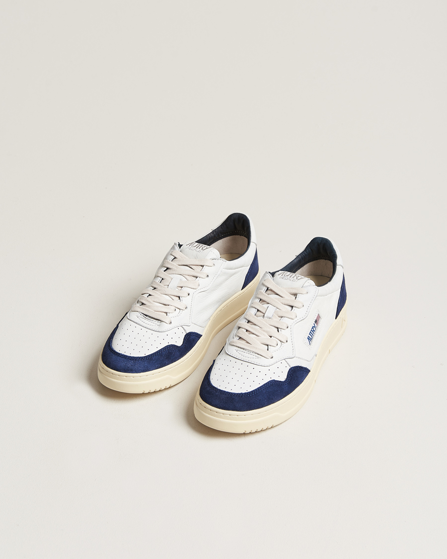Herren | Autry Medalist Low Goat/Suede Sneaker White/Navy | Autry | Medalist Low Goat/Suede Sneaker White/Navy