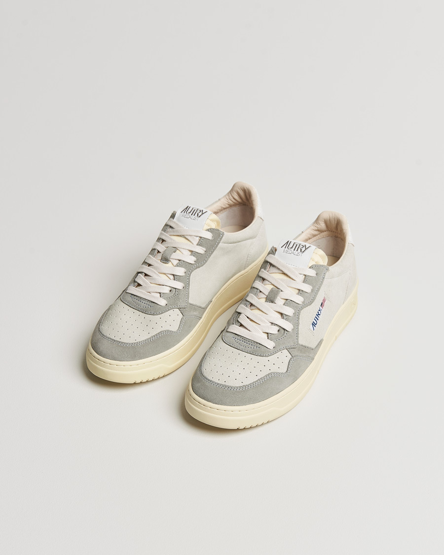 Herren | Autry Medalist Low Suede Sneaker Grey/Cream | Autry | Medalist Low Suede Sneaker Grey/Cream