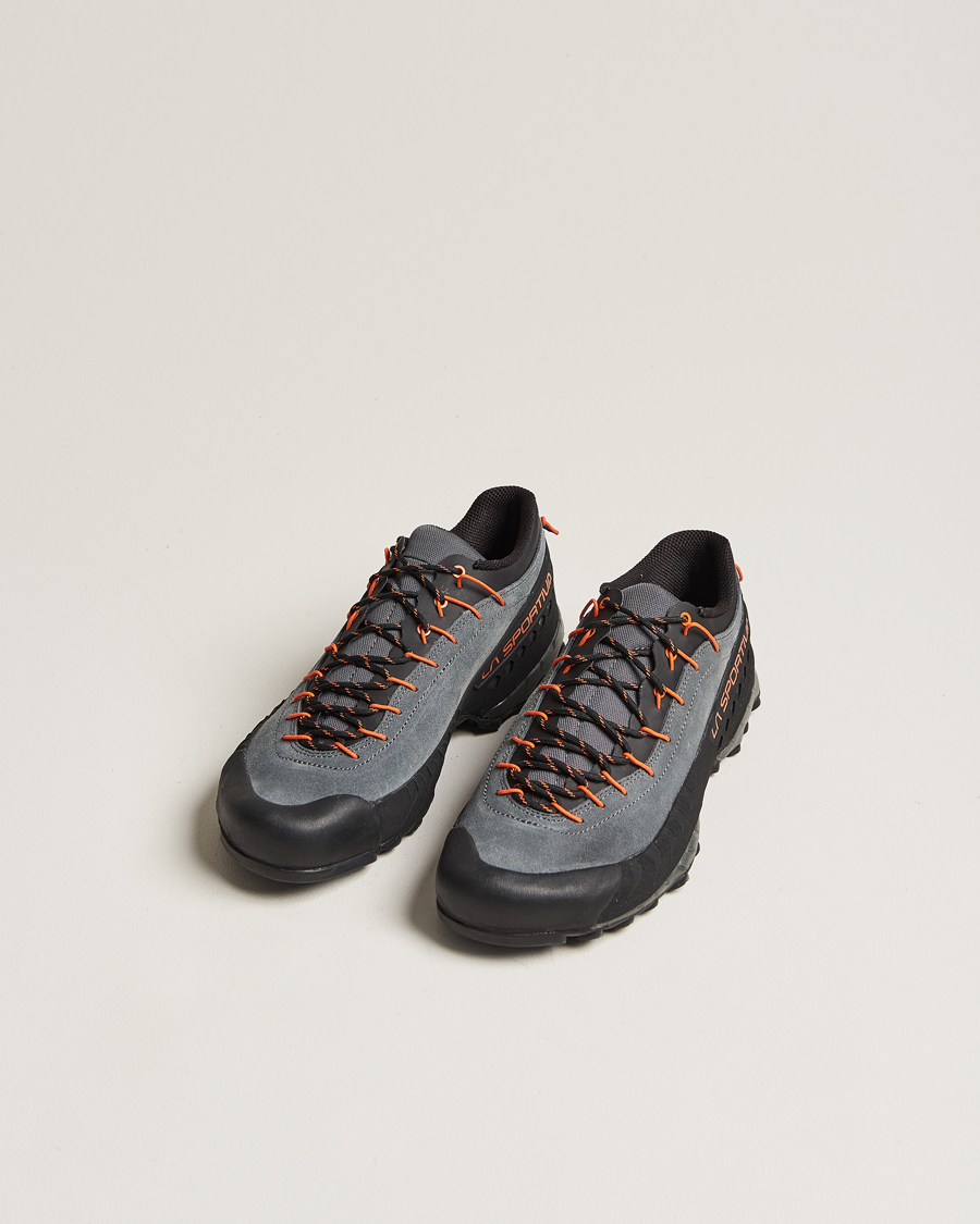 Herren | Trail Sneaker | La Sportiva | TX4 Hiking Shoe Carbon/Flame