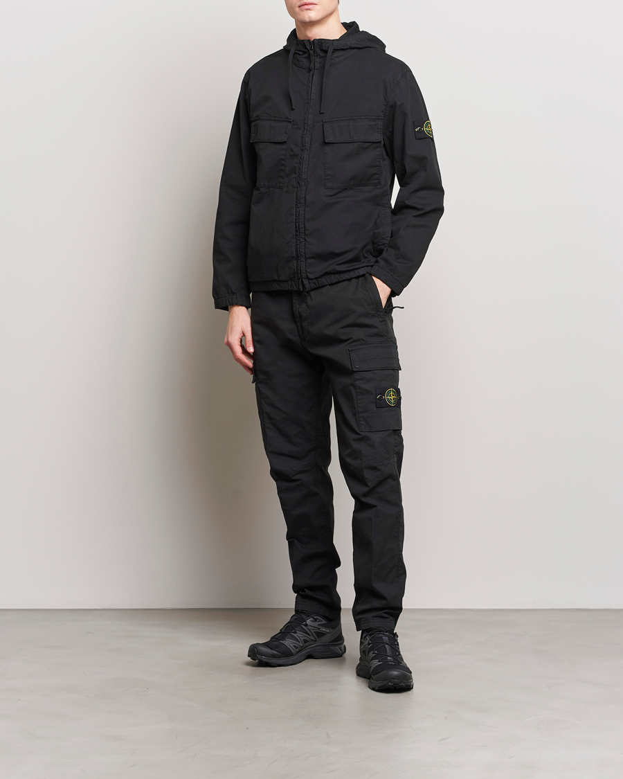 Stone Island Tapered Supima Cotton Cargo Pants Black bei Care of Carl