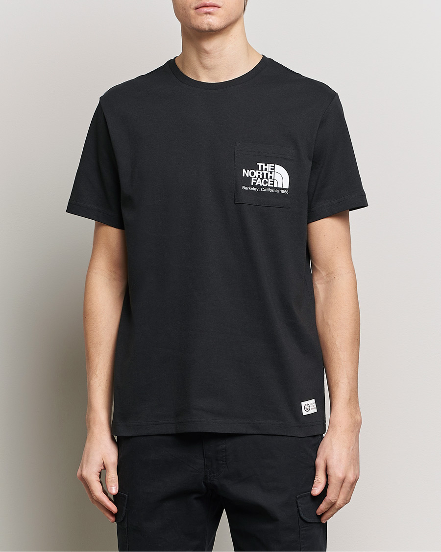 Herren | Schwartze t-shirts | The North Face | Berkeley Pocket T-Shirt Black