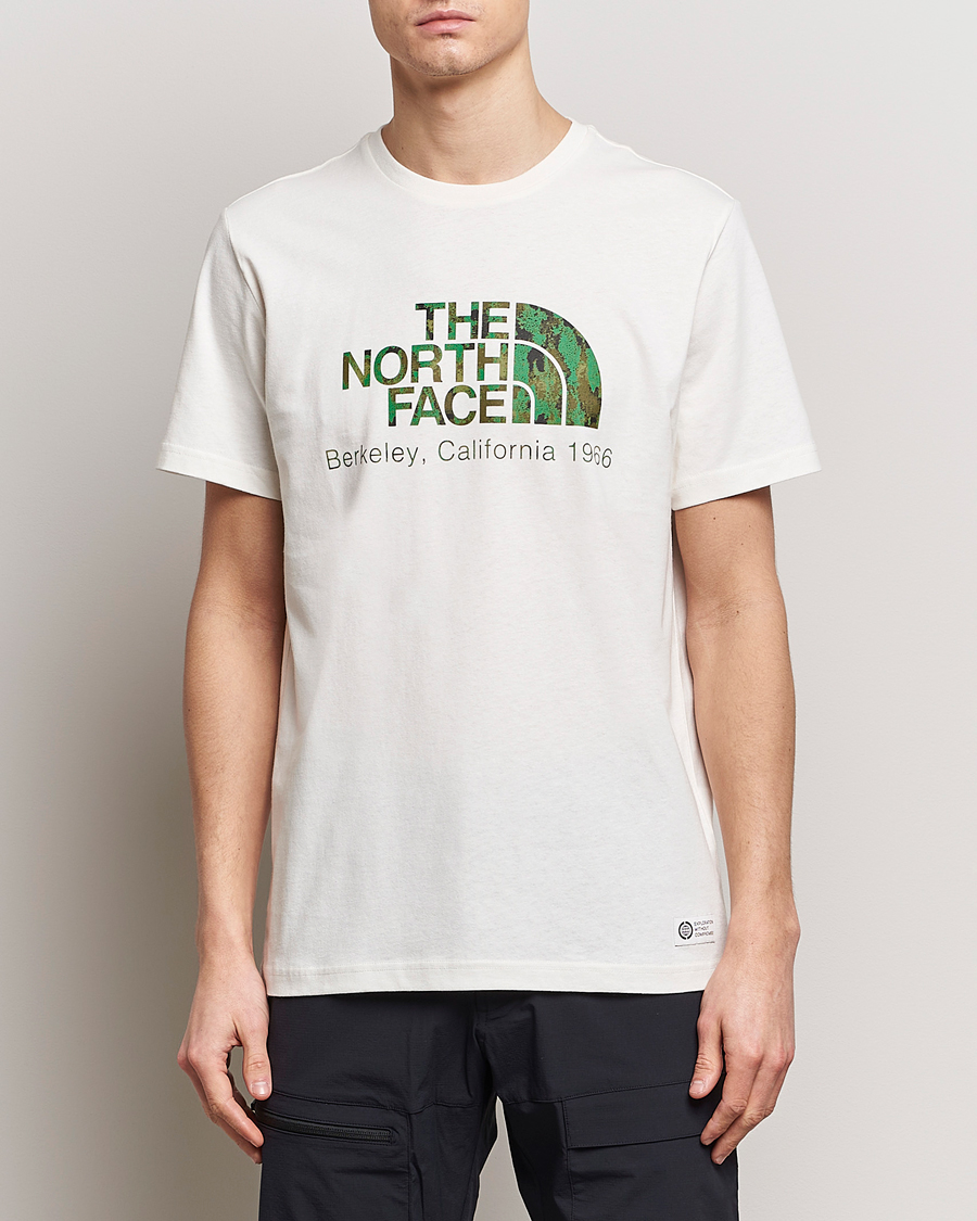 Herren | Kleidung | The North Face | Berkeley Logo T-Shirt White
