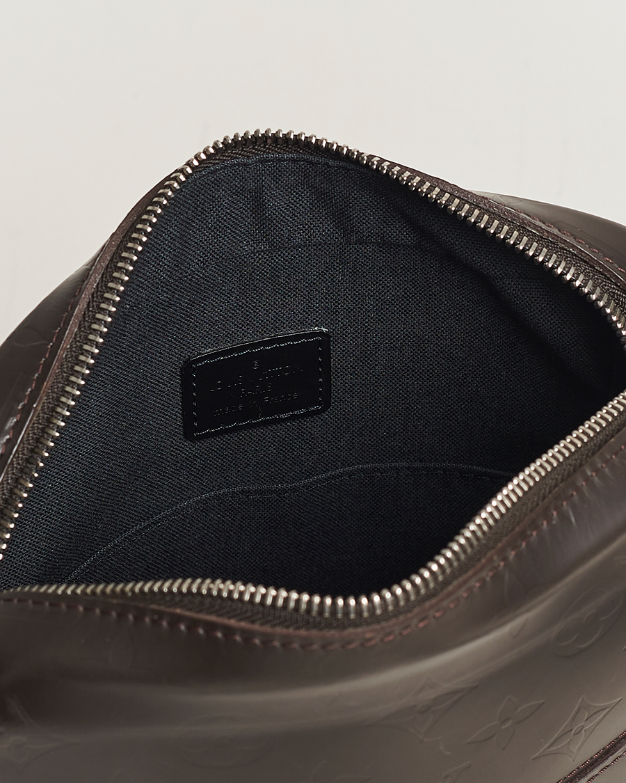 Lv bobby bag outlet