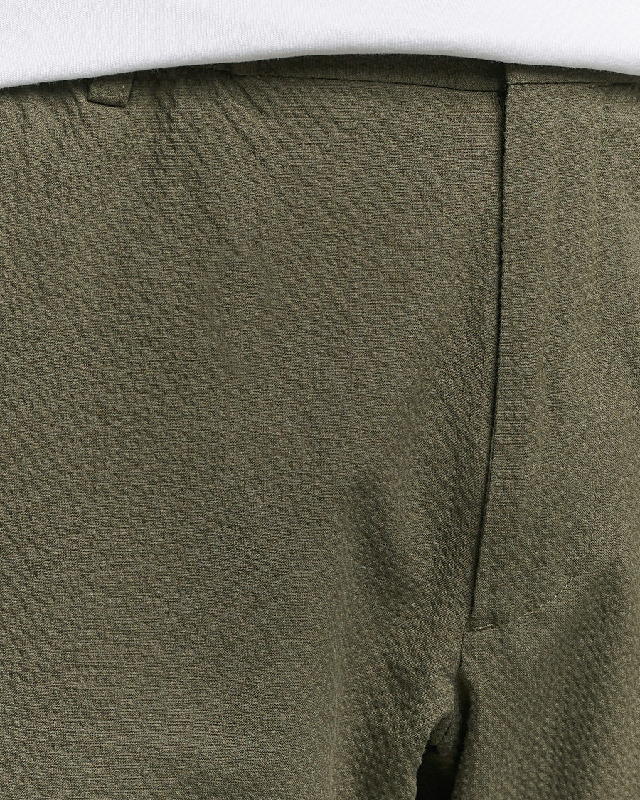 Herren | Hosen | NN07 | Billie Seersucker Drawstring Trousers Capers Green