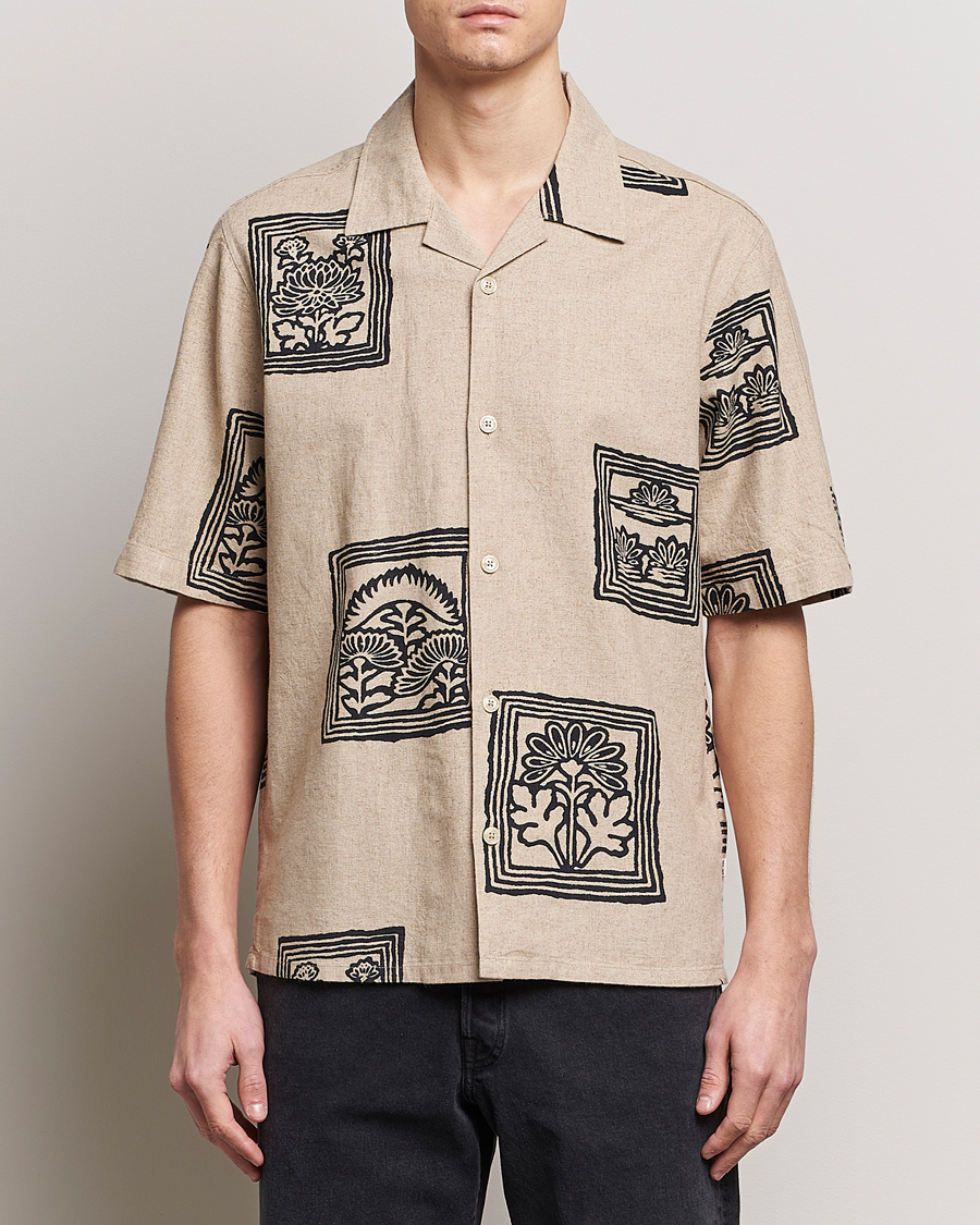 Herren | Freizeithemden | NN07 | Ole Printed Short Sleeve Shirt Oatmeal