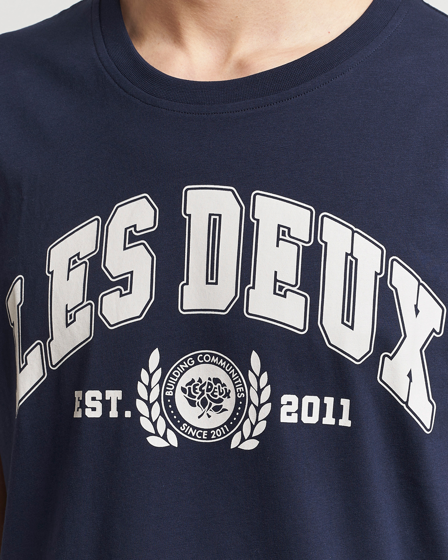 Herren | T-Shirts | LES DEUX | University T-Shirt Dark Navy