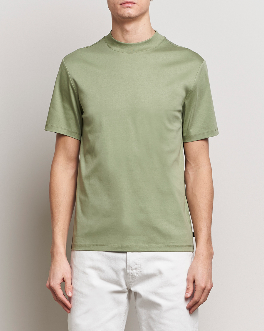 Herren | Treue-Rabatt für Stammkunden | J.Lindeberg | Ace Mock Neck T-Shirt Oil Green