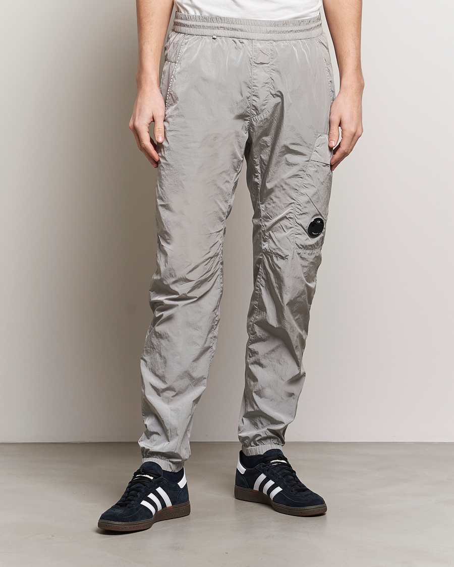 Herren | Kleidung | C.P. Company | Chrome - R Cargo Lens Trousers Light Grey