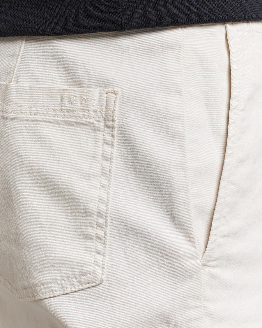 Herren | Shorts | Tiger of Sweden | Caid Cotton Chino Shorts Summer Snow