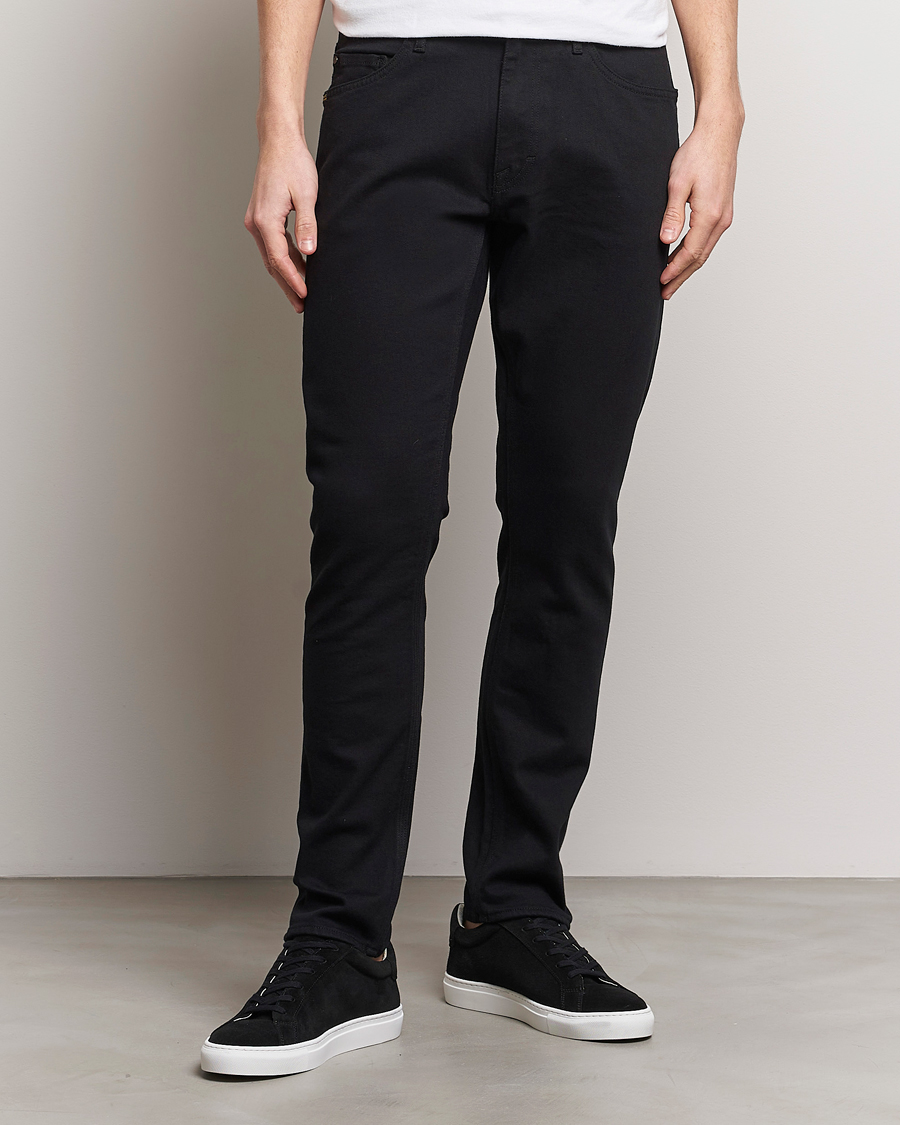 Herren | Tapered fit | Tiger of Sweden | Pistolero Jeans Perma Black