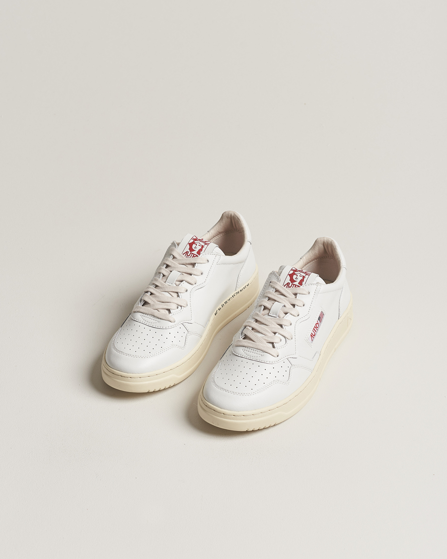 Men | Shoes | Autry | Medalist Low Leather Sneaker White/Red