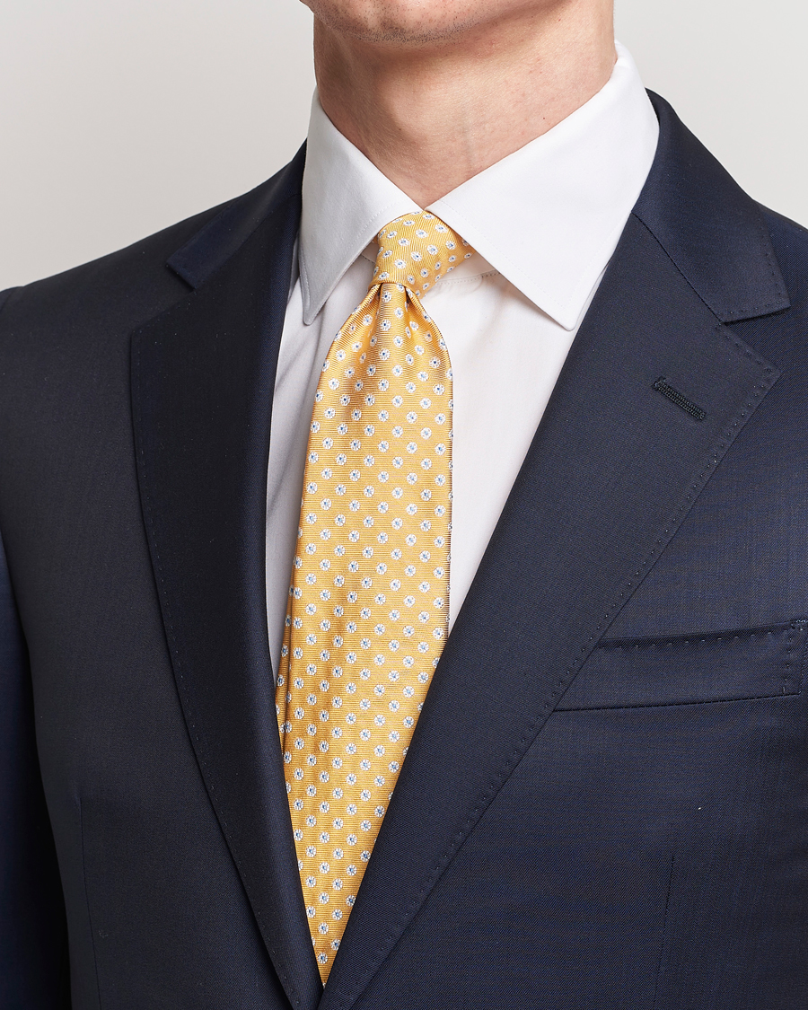 Herren | Italian Department | Kiton | Micro Flower Silk Tie Yellow