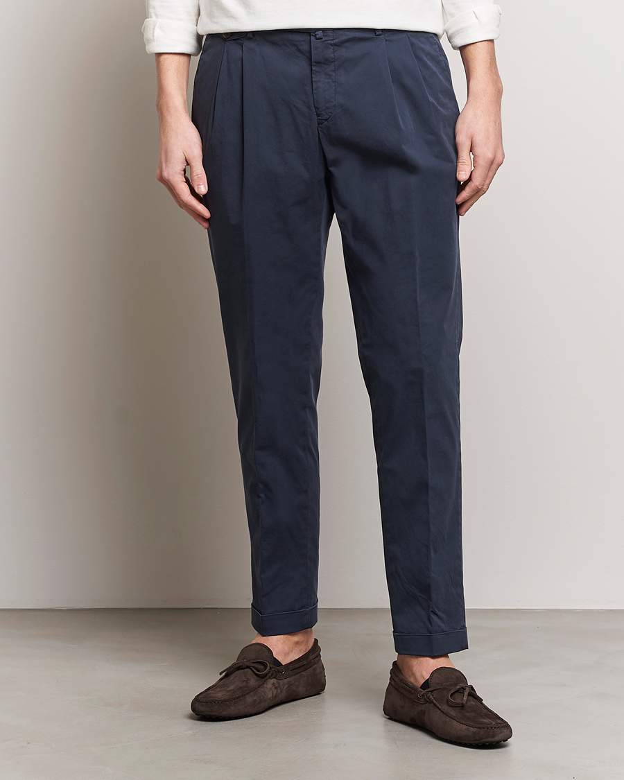 Herren | Italian Department | Briglia 1949 | Easy Fit Pleated Cotton Stretch Chino Navy