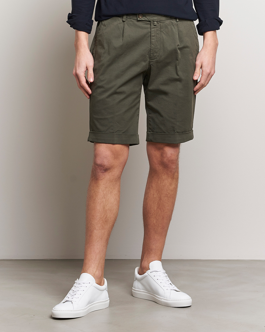 Herren | Italian Department | Briglia 1949 | Pleated Cotton Shorts Olive