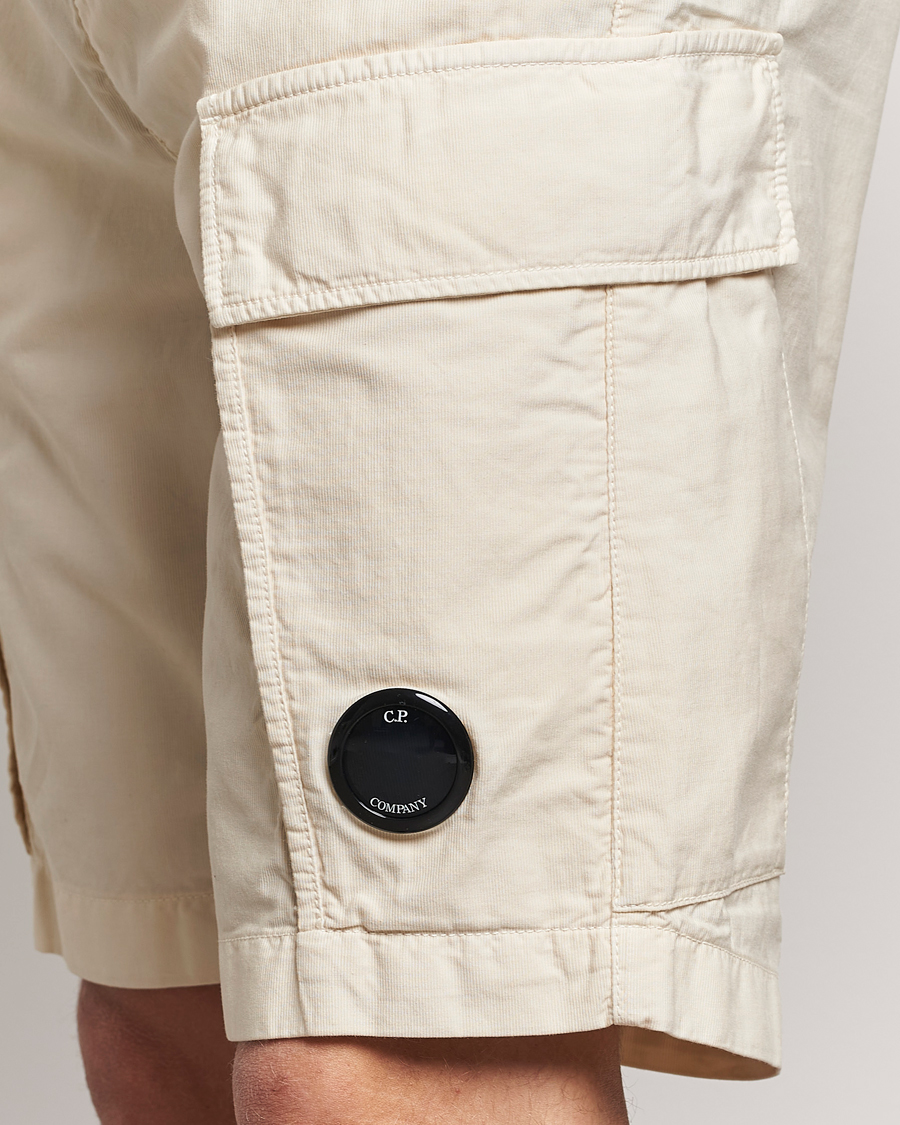 Herren | Shorts | C.P. Company | Ottoman Garment Dyed Cotton Cargo Shorts Off White