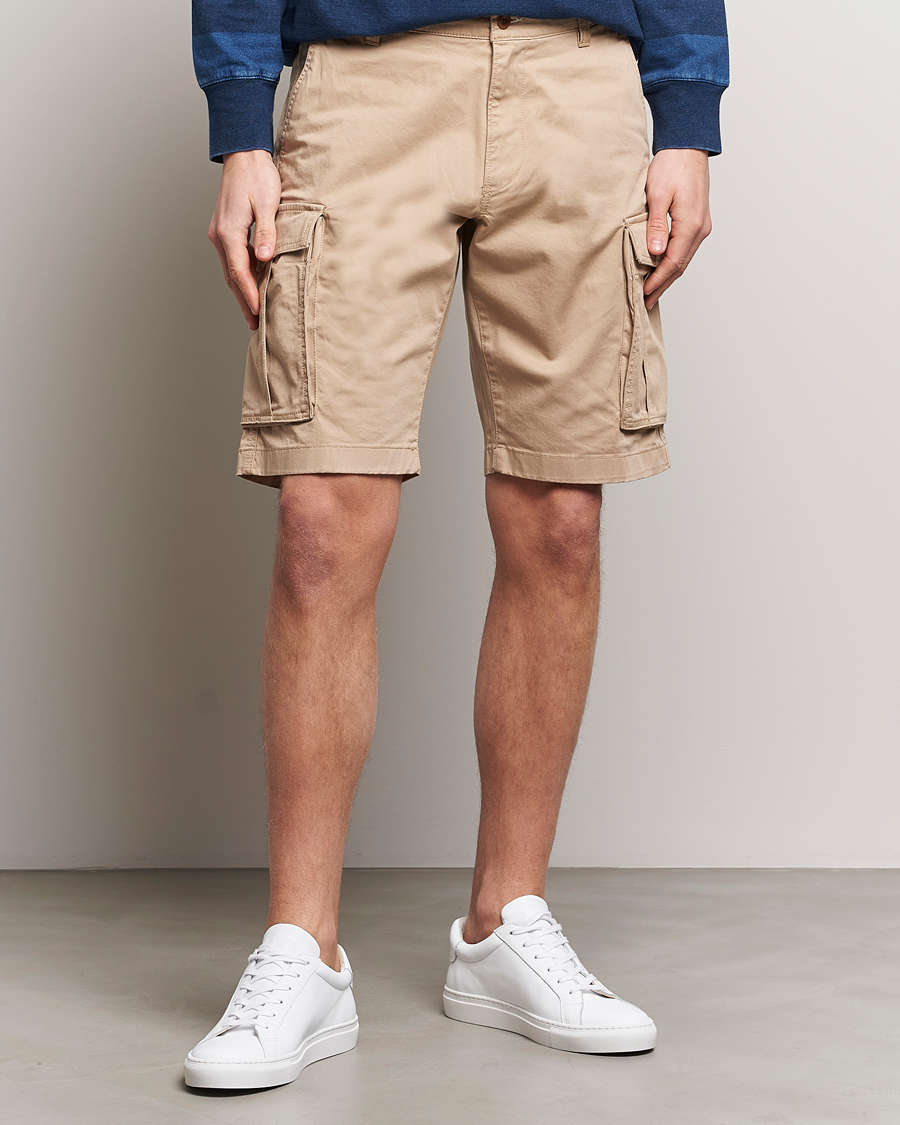 Men | Cargo Shorts | GANT | Relaxed Twill Cargo Shorts Dark Khaki