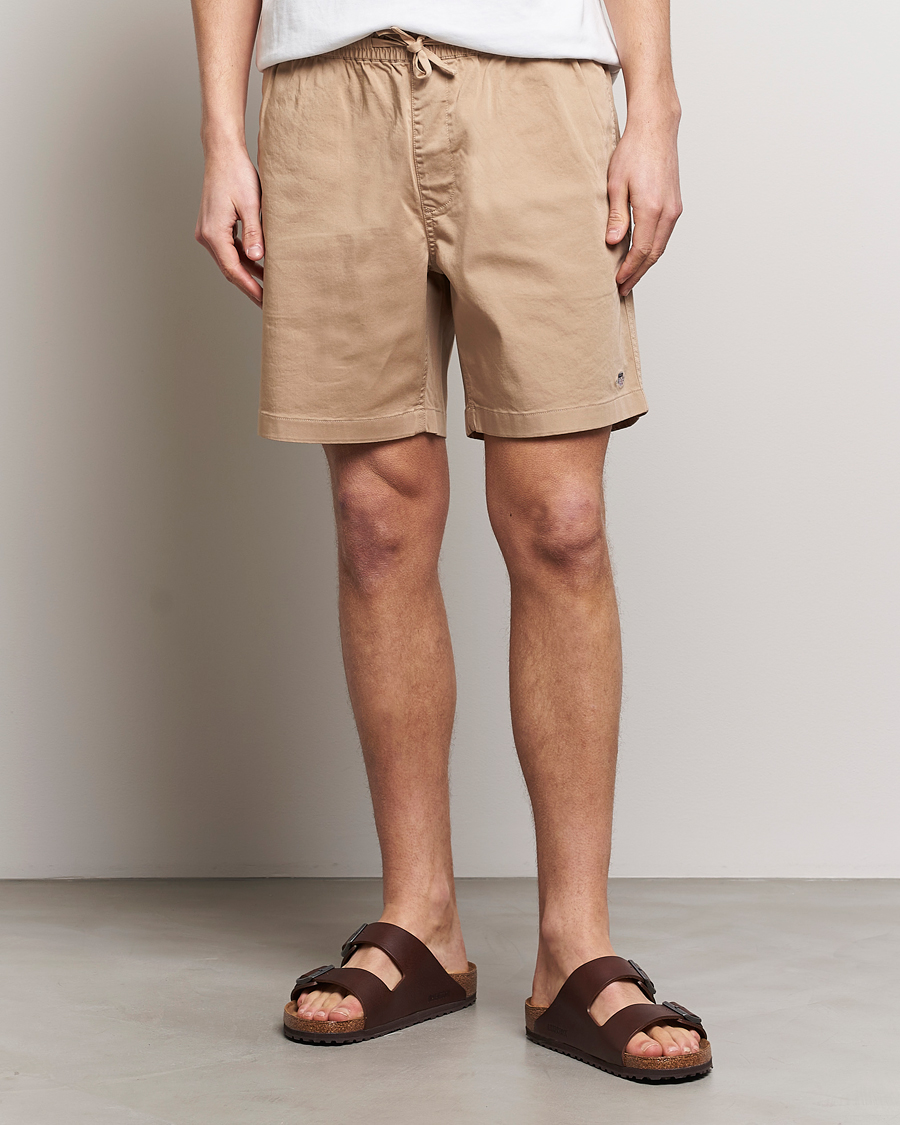 Men | Drawstring Shorts | GANT | Drawstring Logo Shorts Dark Khaki