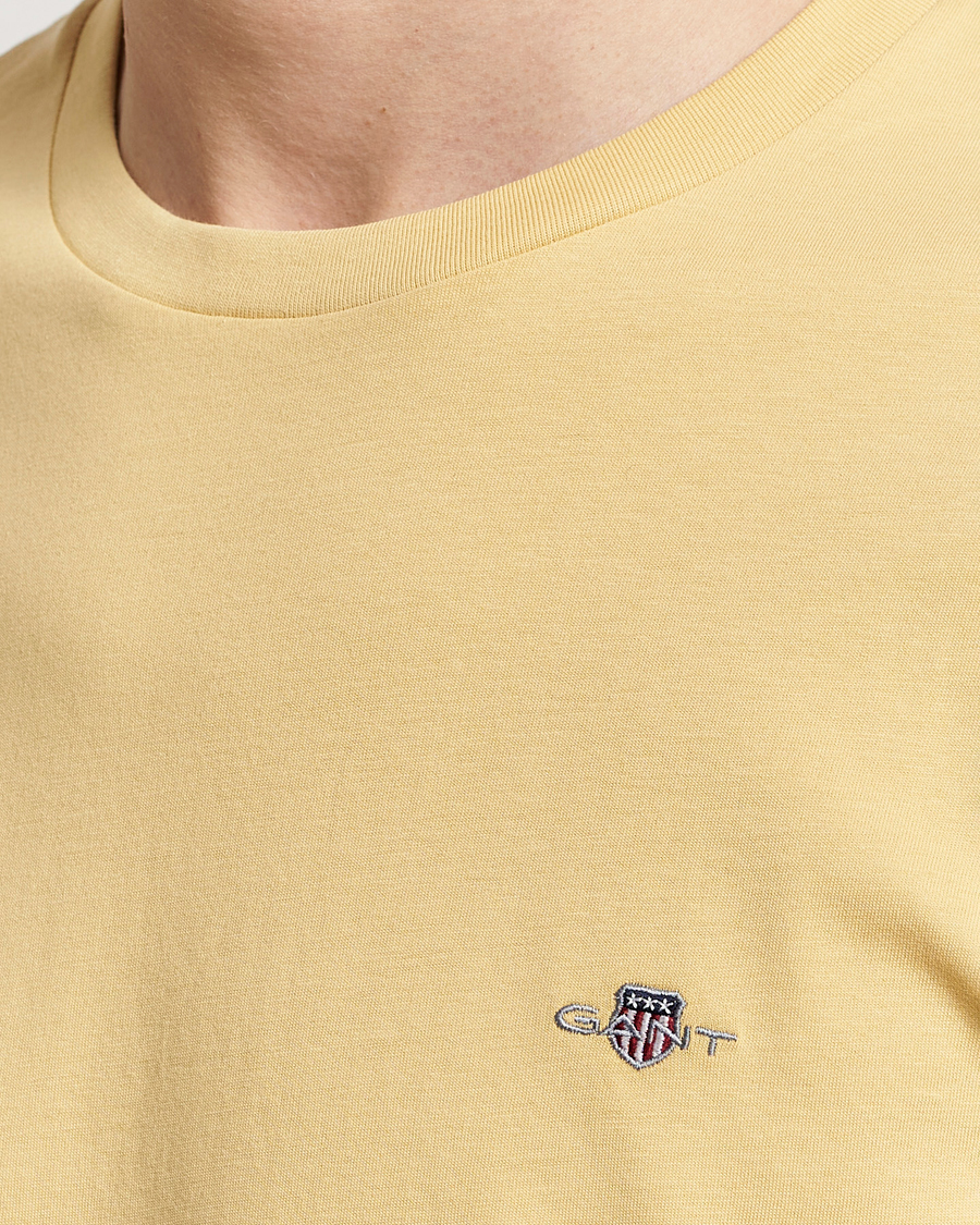 Herren | T-Shirts | GANT | The Original T-Shirt Dusty Yellow
