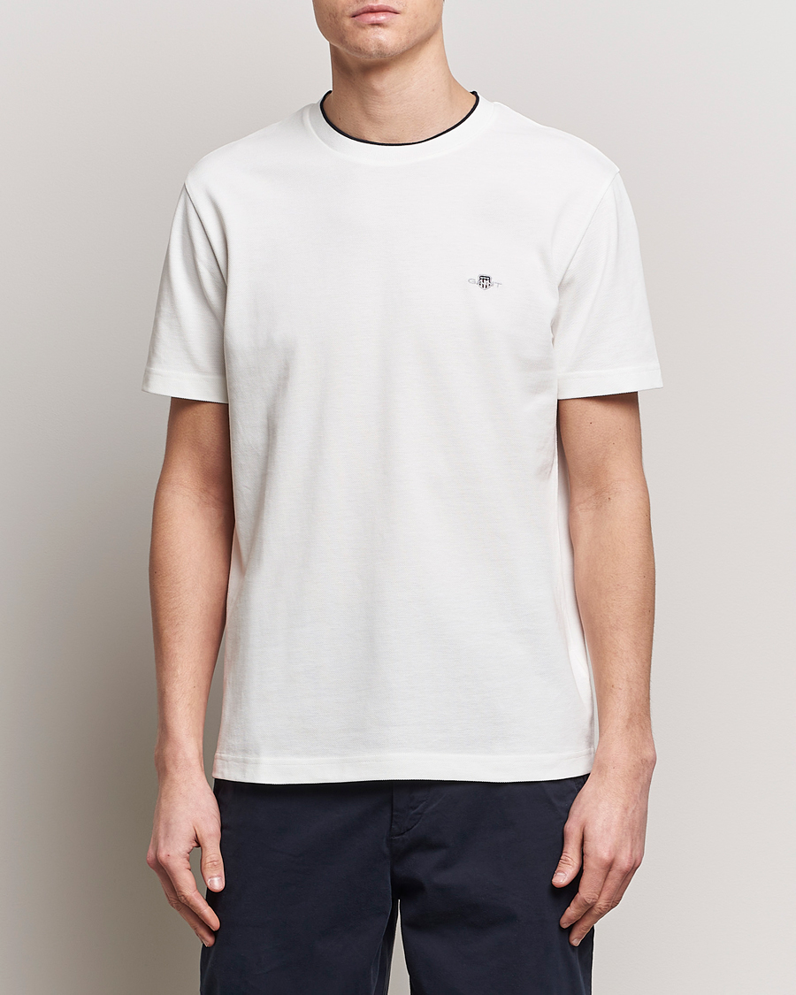 Men | White t-shirts | GANT | Pique Crew Neck T-Shirt Eggshell