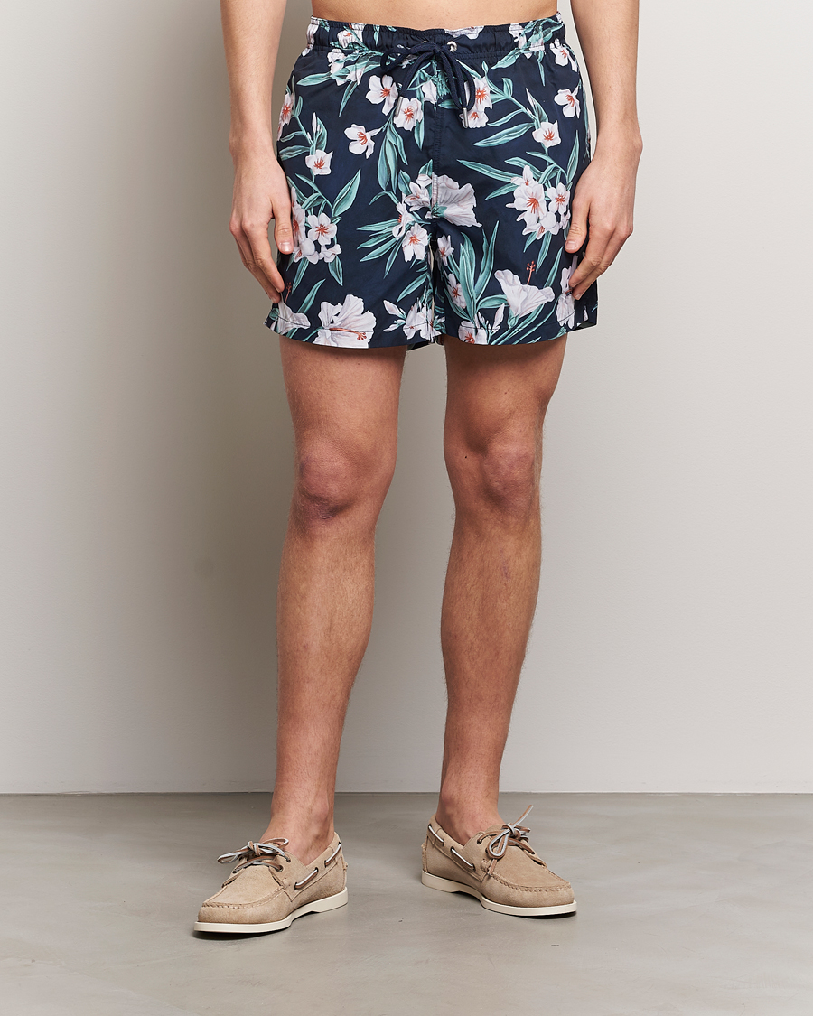 Herren | Badehosen | Gant | Printed Flower Swimshorts Evening Blue