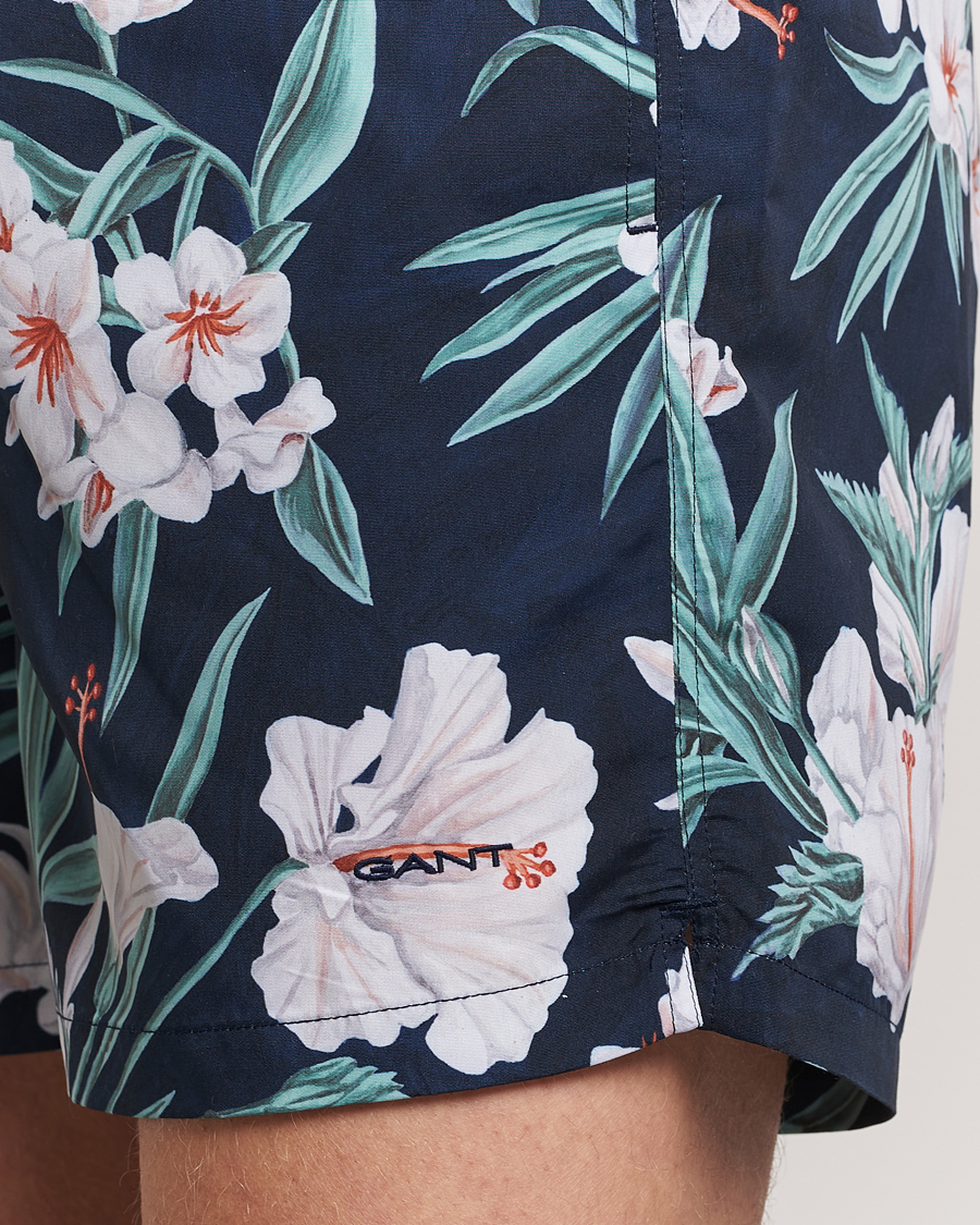 Herren | Badehosen | Gant | Printed Flower Swimshorts Evening Blue