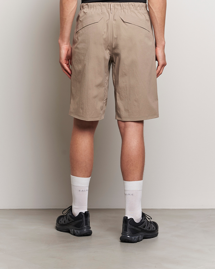 Herren | Shorts | Arc'teryx Veilance | Spere Lightweight Water Repellent Shorts Soil