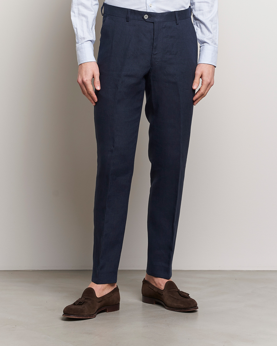 Men |  | Oscar Jacobson | Denz Linen Trousers Navy