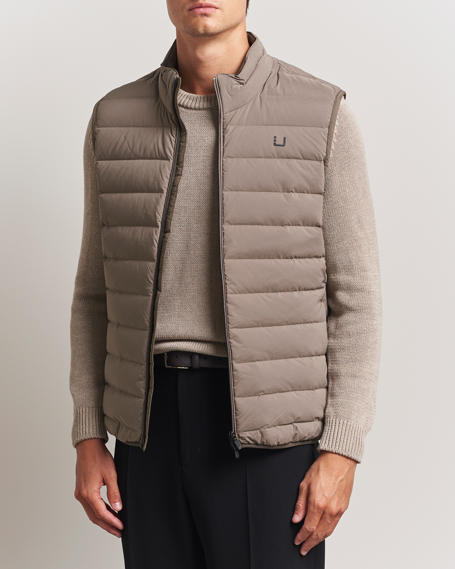 Herren | Westen | UBR | Sonic Vest Dark Sand