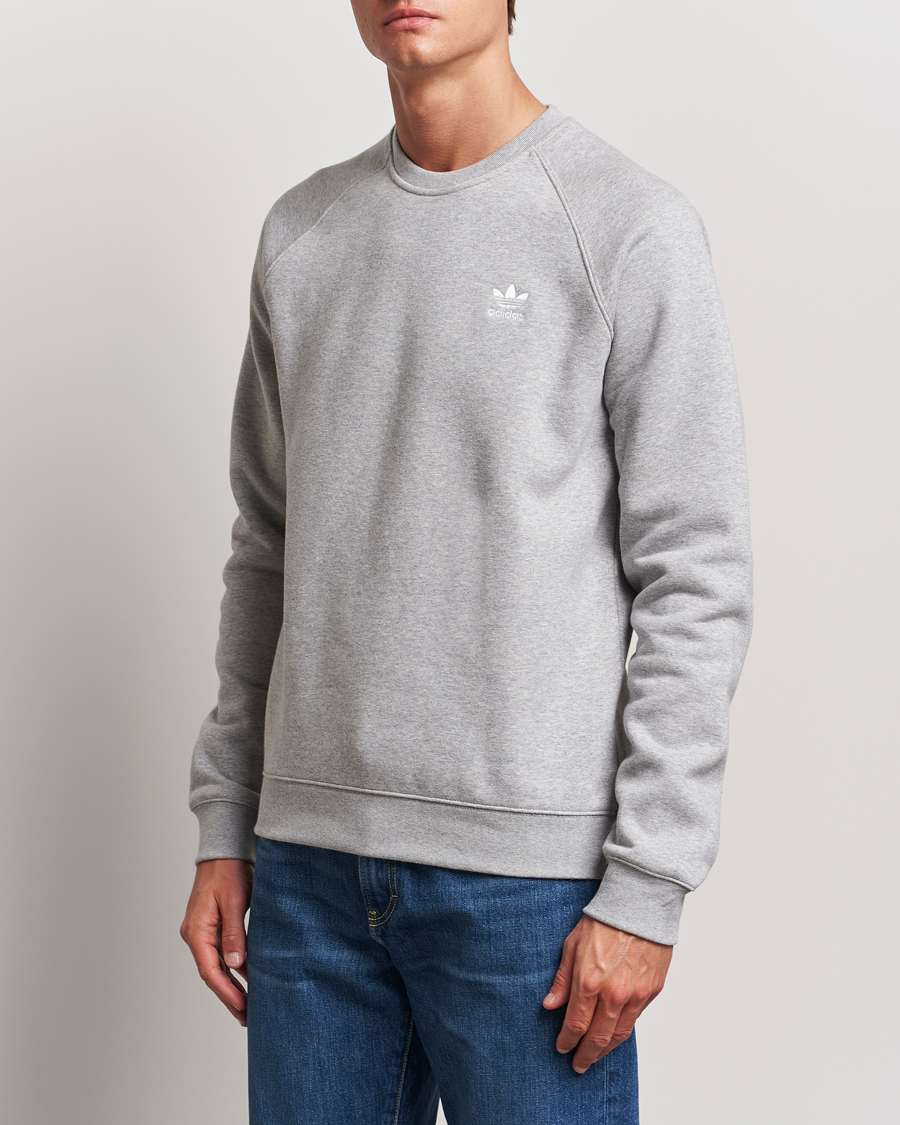 Herren | Graue Sweatshirts | adidas Originals | Essential Crew Neck Sweatshirt Grey Melange
