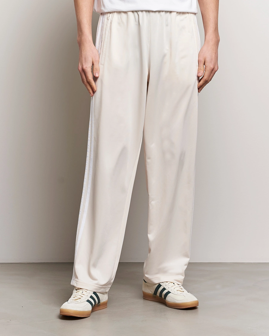 Herren | Kleidung | adidas Originals | Firebird Sweatpants Won White