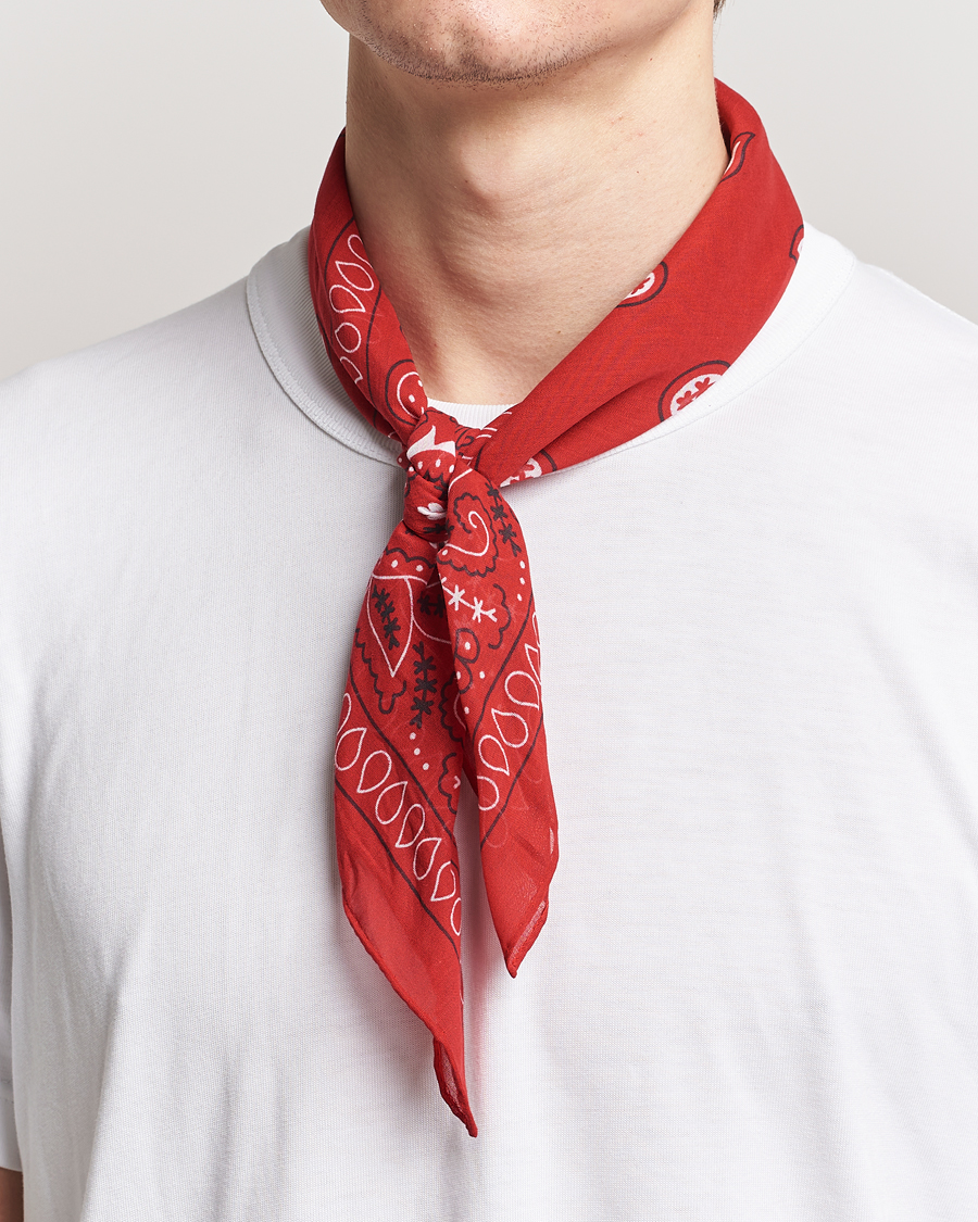 Herren | Amanda Christensen Cotton Voilé Printed Paisley Bandana Red | Amanda Christensen | Cotton Voilé Printed Paisley Bandana Red