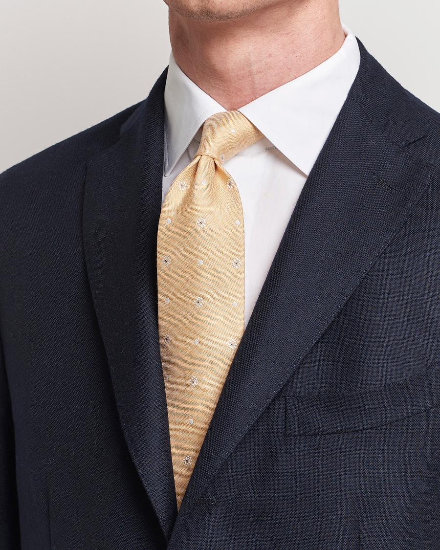 Herren | Krawatten | Amanda Christensen | Cotton/Silk/Linen Printed Flower 8cm Tie Yellow