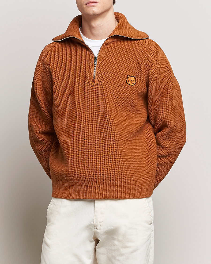 Men |  | Maison Kitsuné | Tonal Fox Head Ribbed Half Zip Tobacco