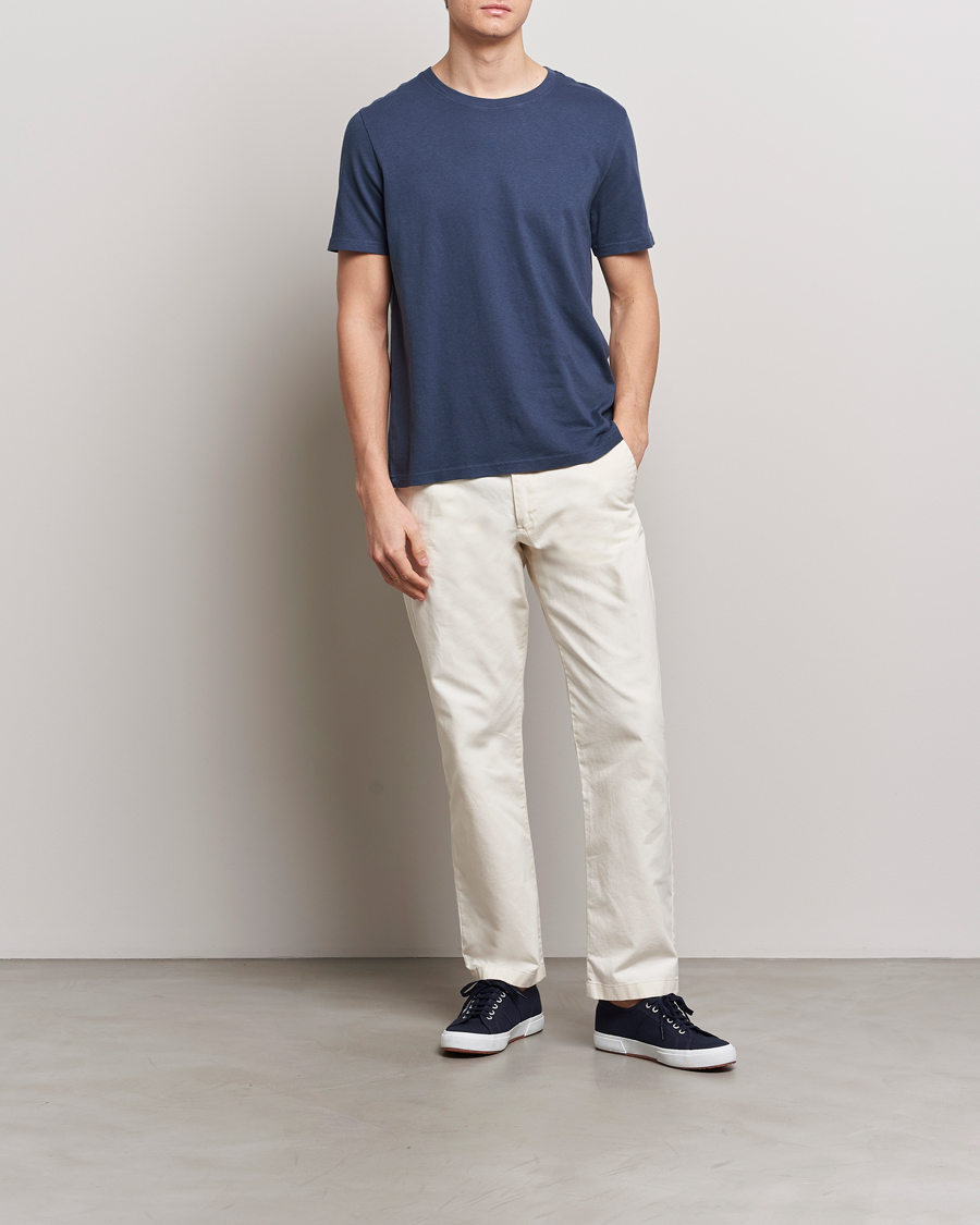 Herren | T-Shirts | Merz b. Schwanen | Organic Cotton Washed Crew Neck T-Shirt Denim Blue