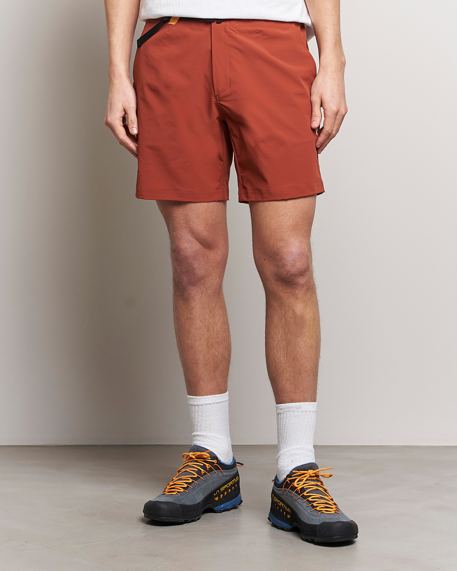Herren | Shorts | Peak Performance | Vislight Light Shorts Spiced