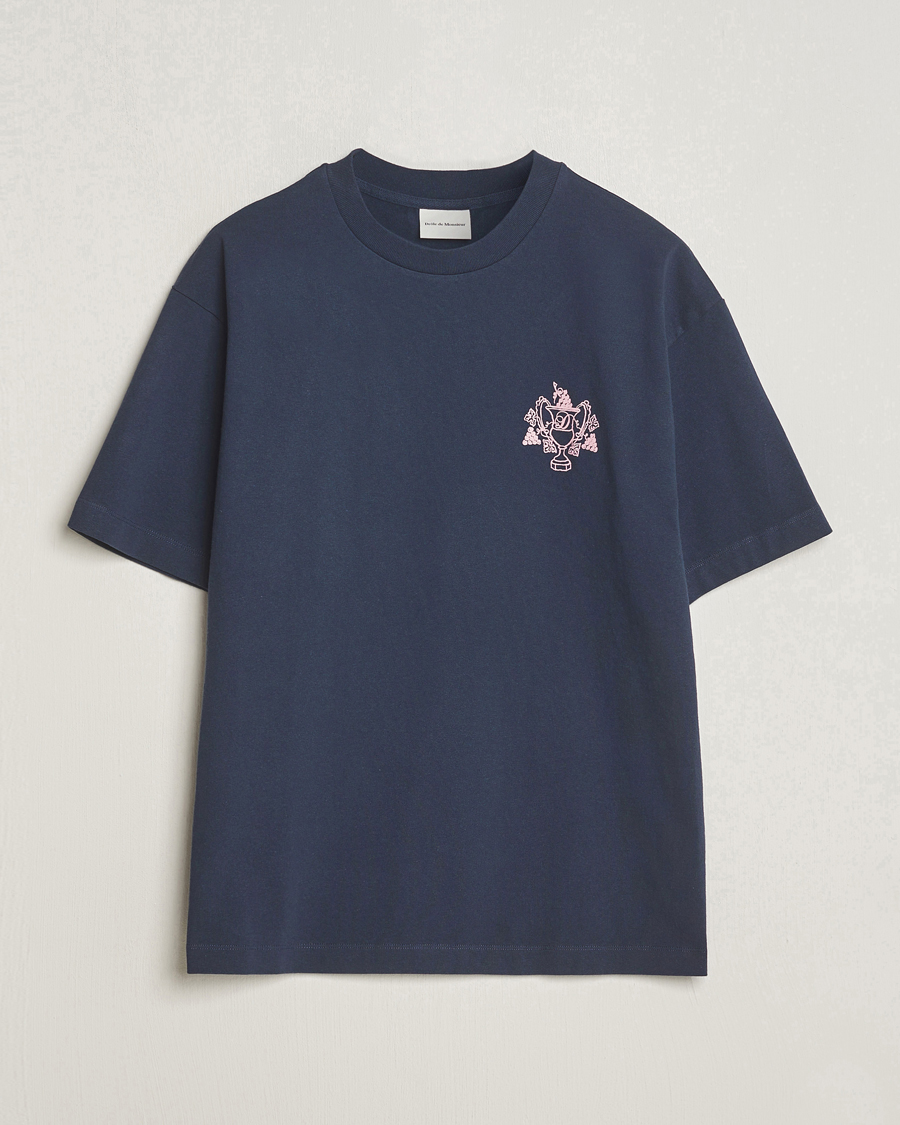 Herren | T-Shirts | Drôle de Monsieur | Blason Embroidered T-Shirt Midnight Blue