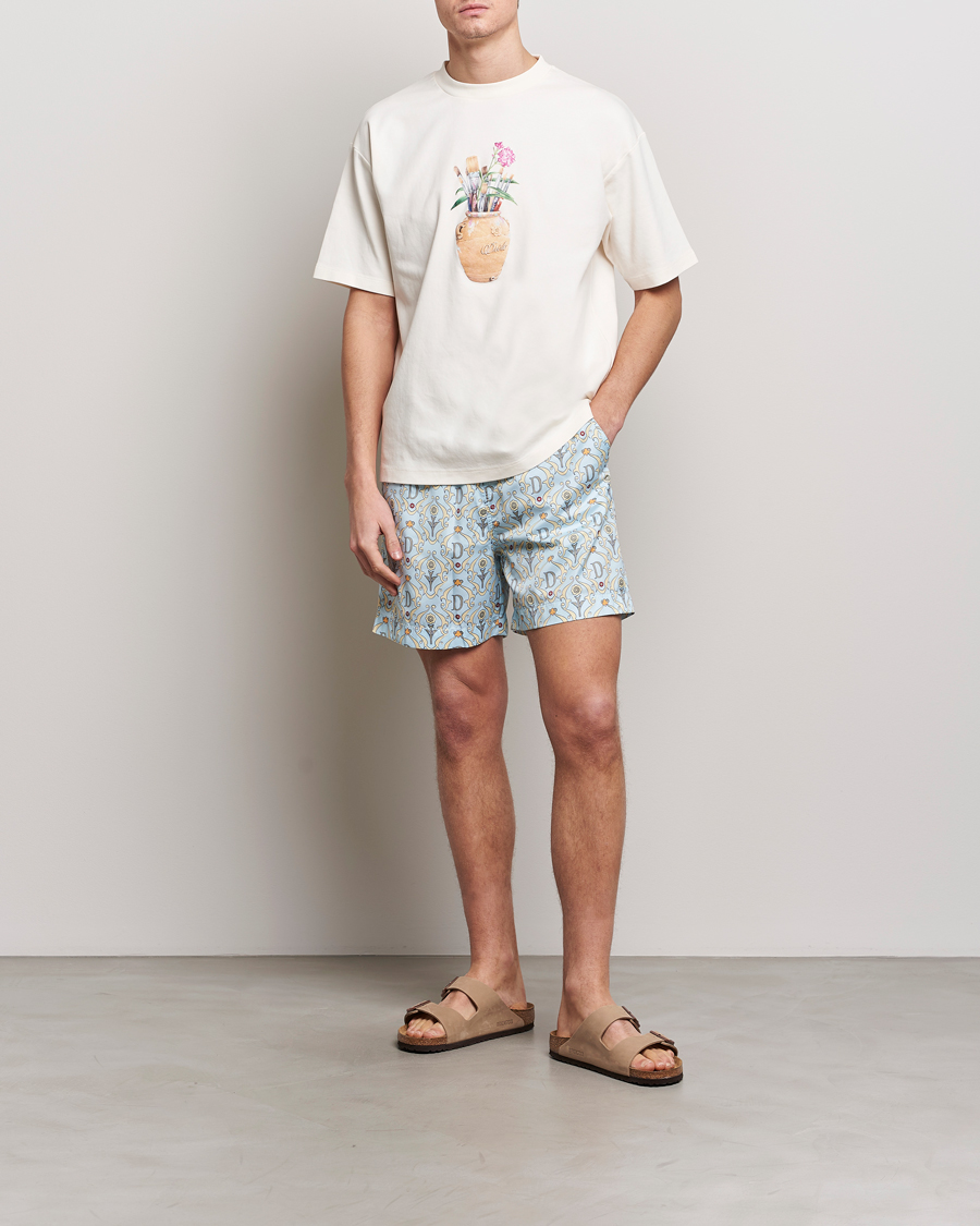 Herren | Badehosen | Drôle de Monsieur | Ornaments Swim Shorts Light Blue